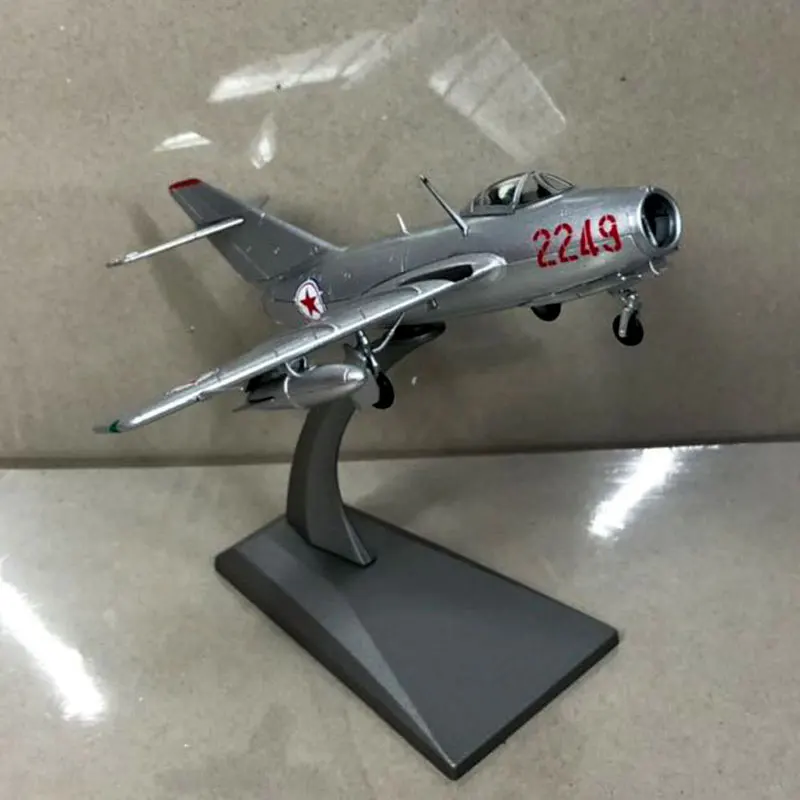 WLTK 1/72 масштаб военная модель игрушки Mikoyan MiG-15 истребитель литой металлический самолет модель игрушки для сбора, подарка, украшения