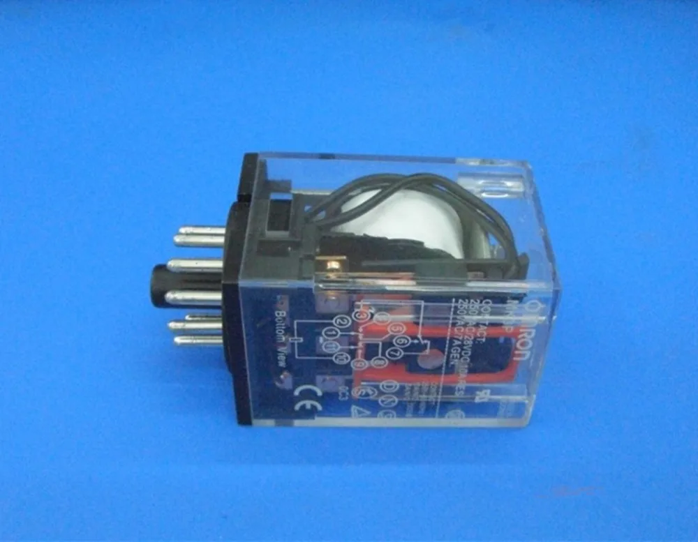 Семейное реле постоянного тока 24 В 8 контактное 10 А 250 переменного с базой разъема