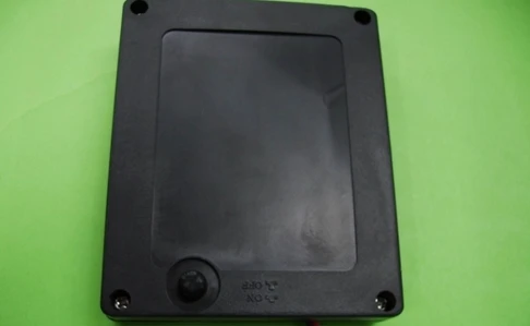 Черный Водонепроницаемый держатель аккумулятора 4AA 6 в заглушки для 79x65x19 мм |