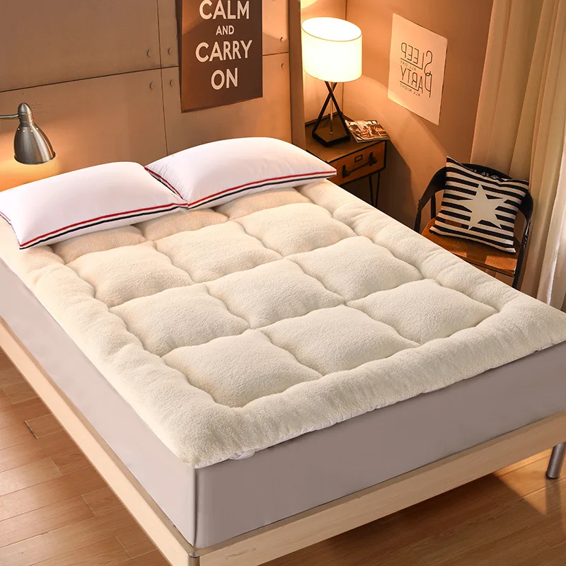 

10 cm thick, warm soft and comfortt mattress, bedding,single double Hotel mattress
