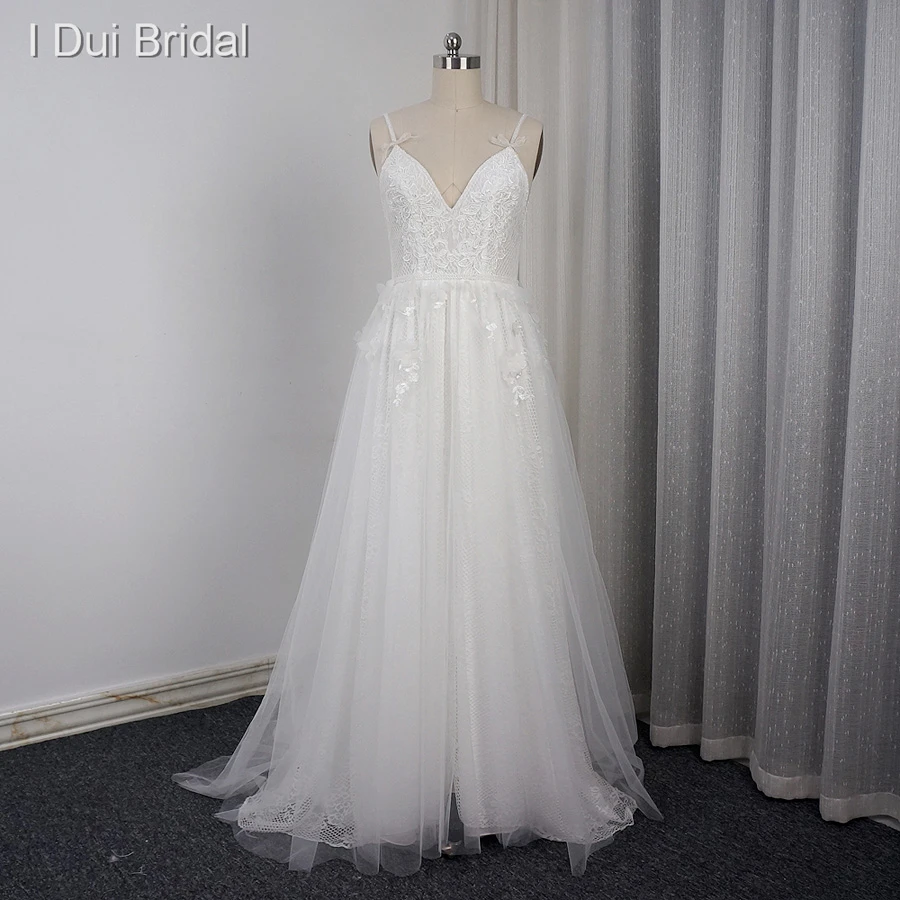 Свадебное платье на бретельках спагетти с галстуком бабочкой настоящая