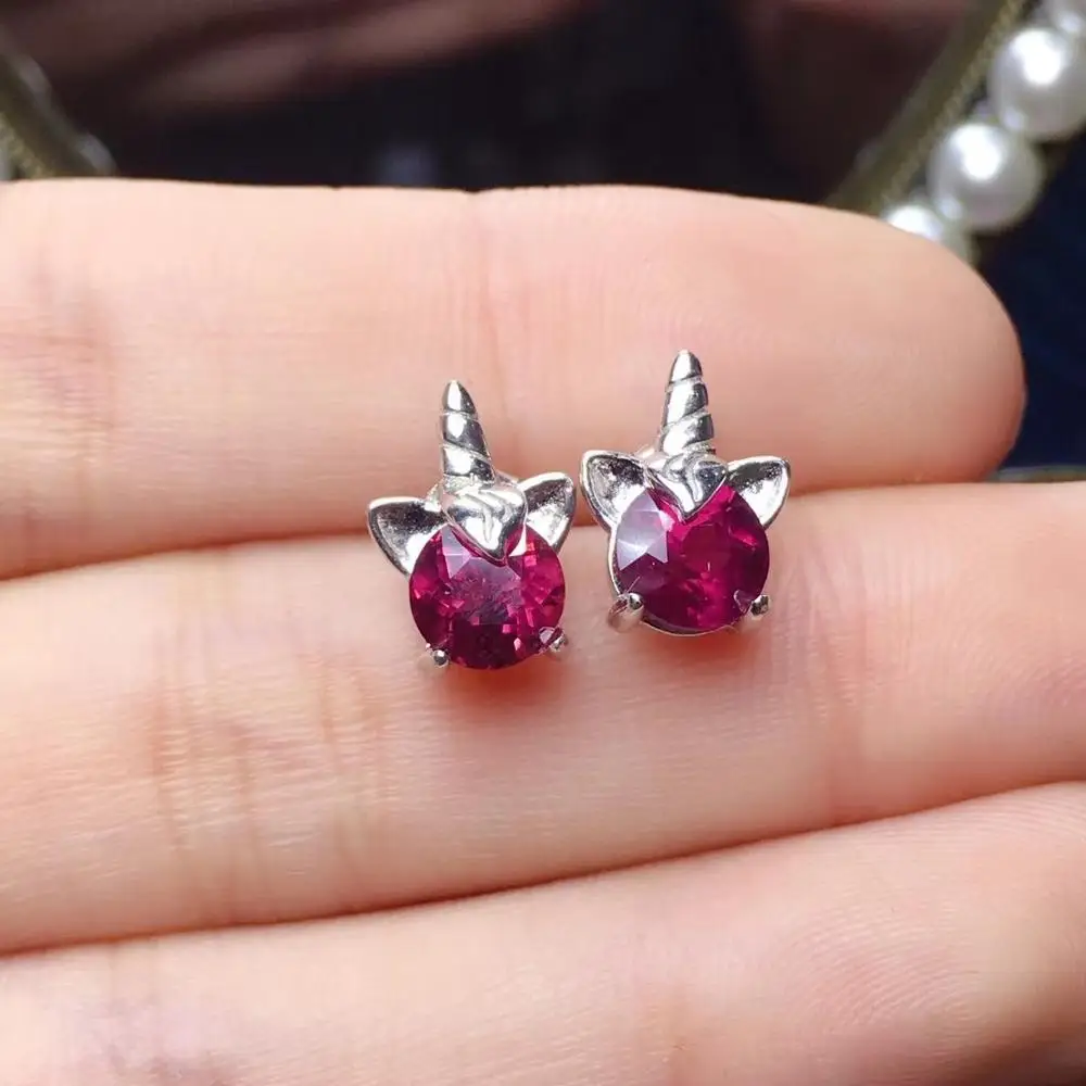

Женские серьги из серебра 925 пробы, с натуральным красным гранатом