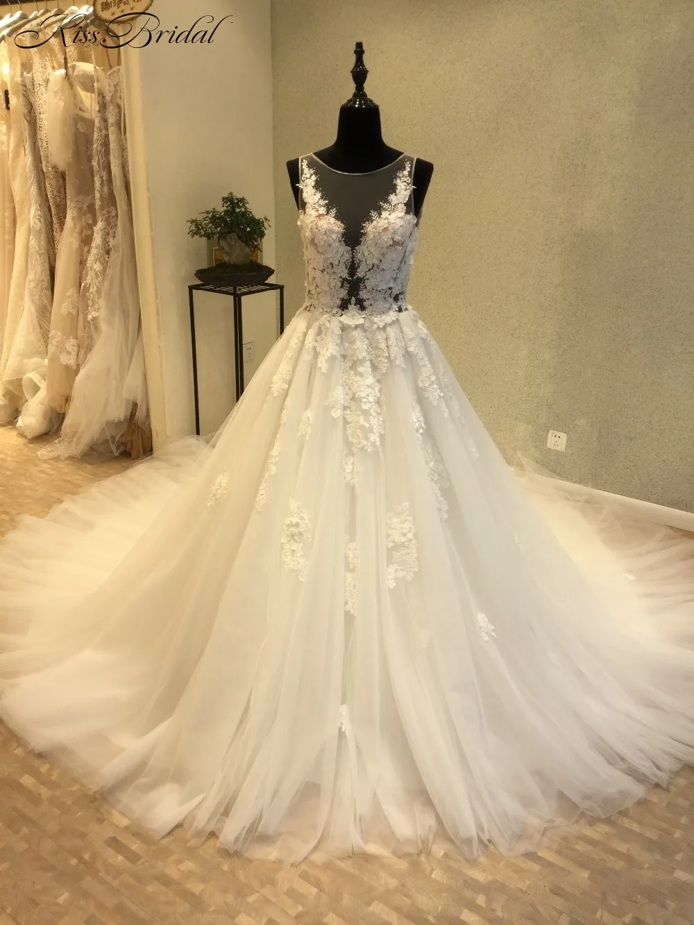 Vestido de casamento новое длинное свадебное платье 2018 без рукавов с длинным шлейфом
