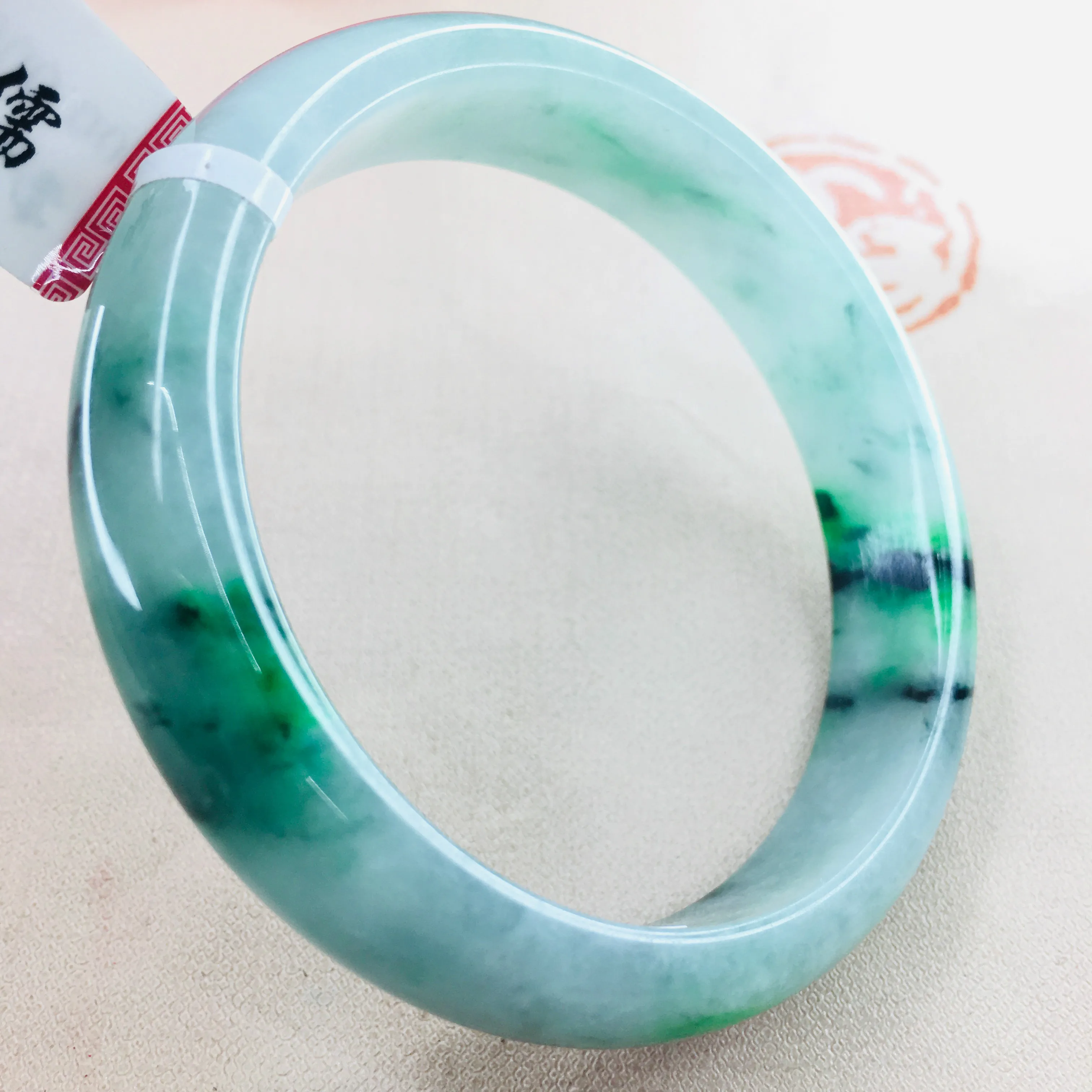 

Zheru Jewelry Pure Natural Jadeite Bracelet Natural Elegance 54-62mm Two-Color Female Jade Bracelet Gift A Class A Certificate