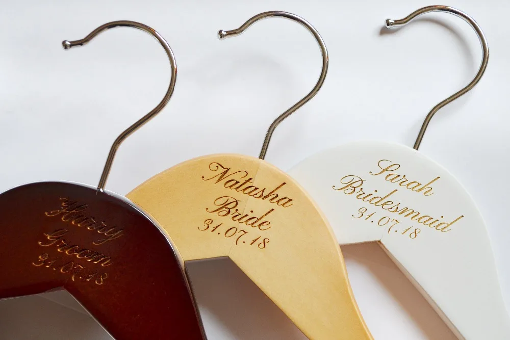 Деревянные вешалки для свадебных платьев невесты с персонализированной