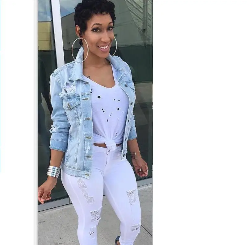 Женская джинсовая куртка ATHVOTAR синяя с дырками верхняя одежда размера плюс для