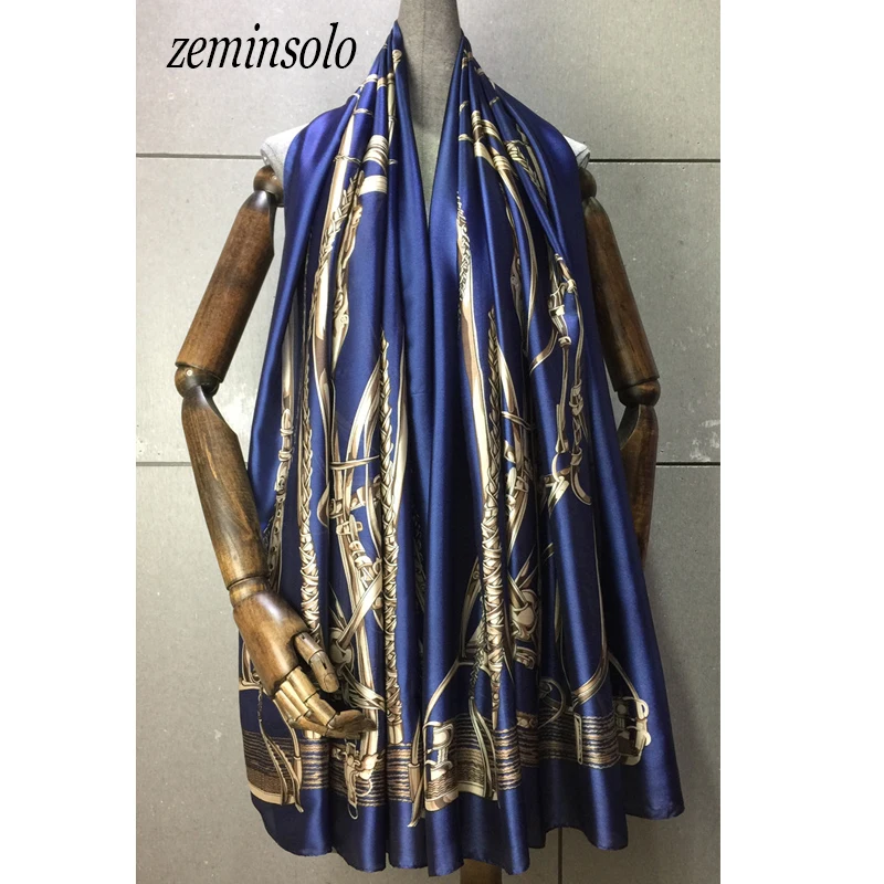 Рисунок 3 - Шарф женский из натурального шелка