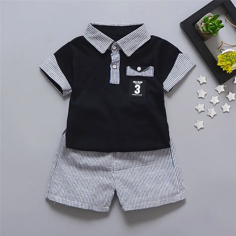 2 шт. футболка с буквенным принтом + шорты в полоску |