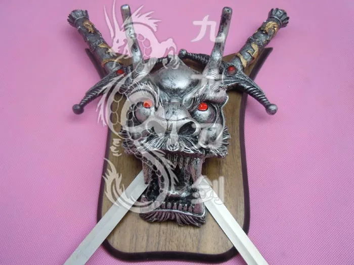 S3005 мечи двойного крестоносского короля драконов с рогом Красного глаза налет