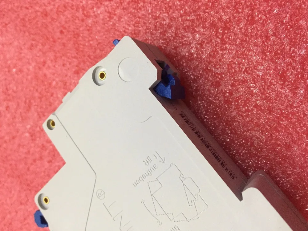 Бесплатная доставка новинка китайский миниатюрный автоматический выключатель