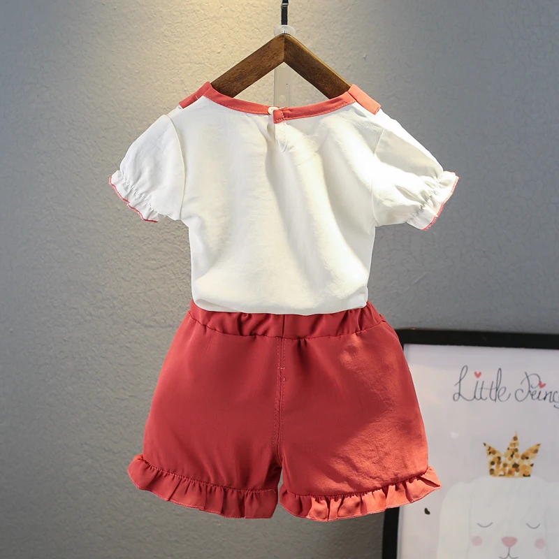 2019 г. комплекты одежды для маленьких девочек модные летние хлопковые топы + шорты
