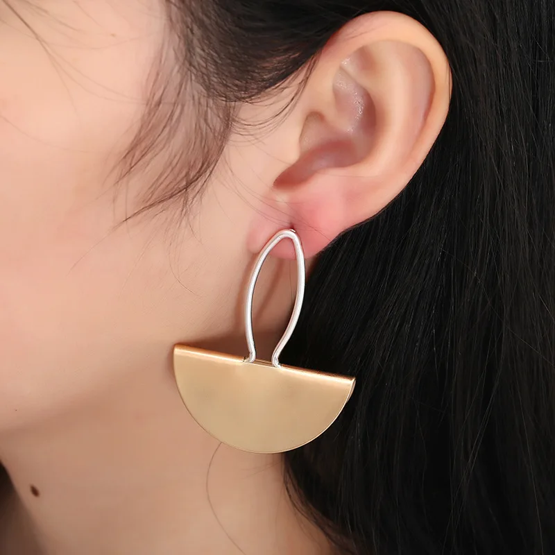 AOMU 2019 дизайн винтажные преувеличенные неправильные складные металлические