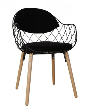 Современный диван из кованого железа для одного человека. Креативпосылка мягкая