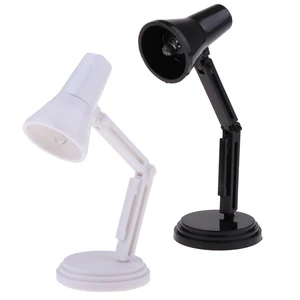 В упаковке 2 штуки миниатюрный 16 Кукольный дом светодиодный настольная лампа светильник для IPhone Xiphone Dollfie кукольная жизнь сцены Декор