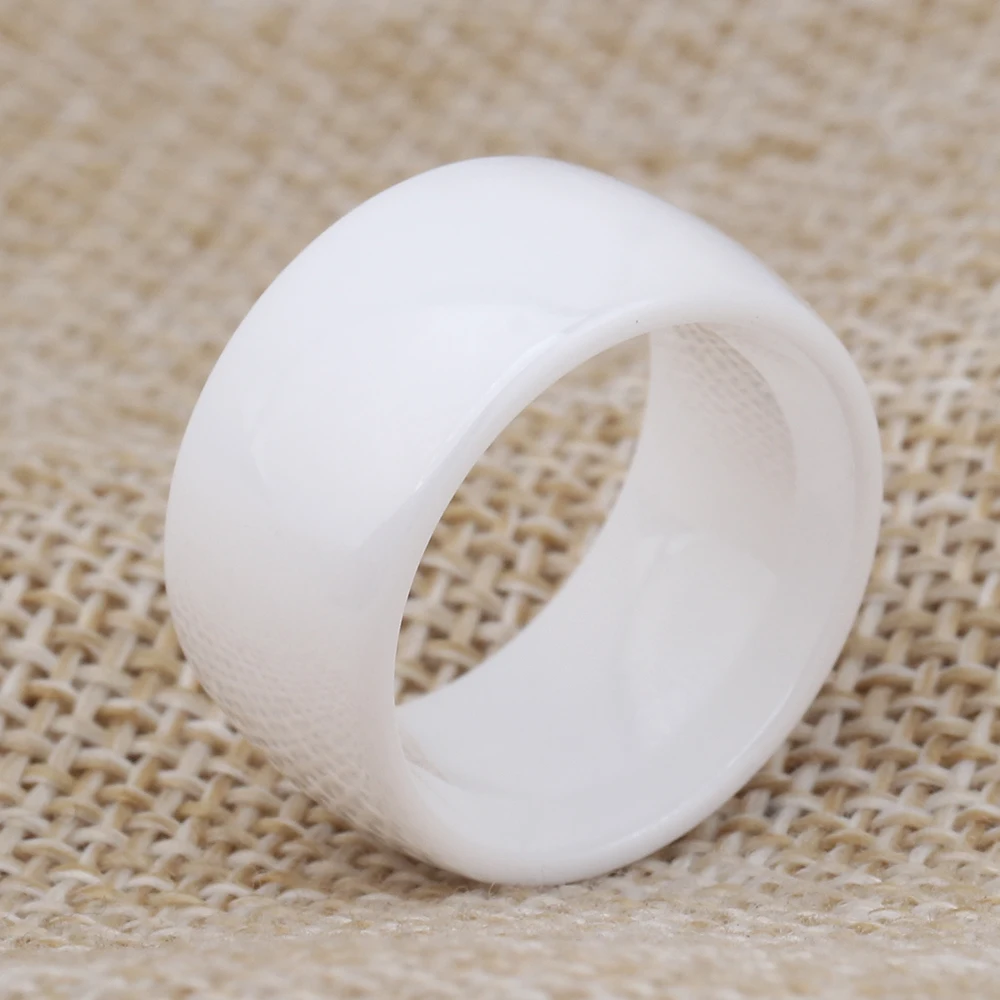 

Fashion Pure White Wedding Jewelry Ring Latest Vogue Wide Ceramic Gift Rings for Women Men Engrave Name Logo Acceptable