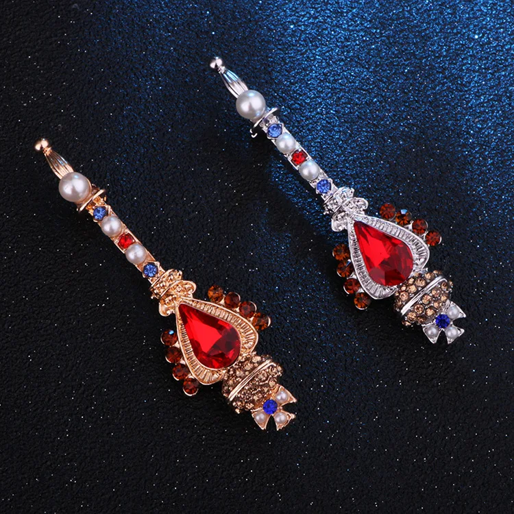 New Fashion Retro Crown Cross Red Rhinestone Pins and Brooches Little Magic Wand Lapel Pin Brooch Shirt Men Clothing Accessories