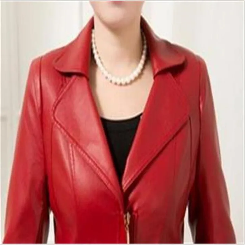 Новинка 2017 модная женская куртка на весну и осень короткая приталенная из