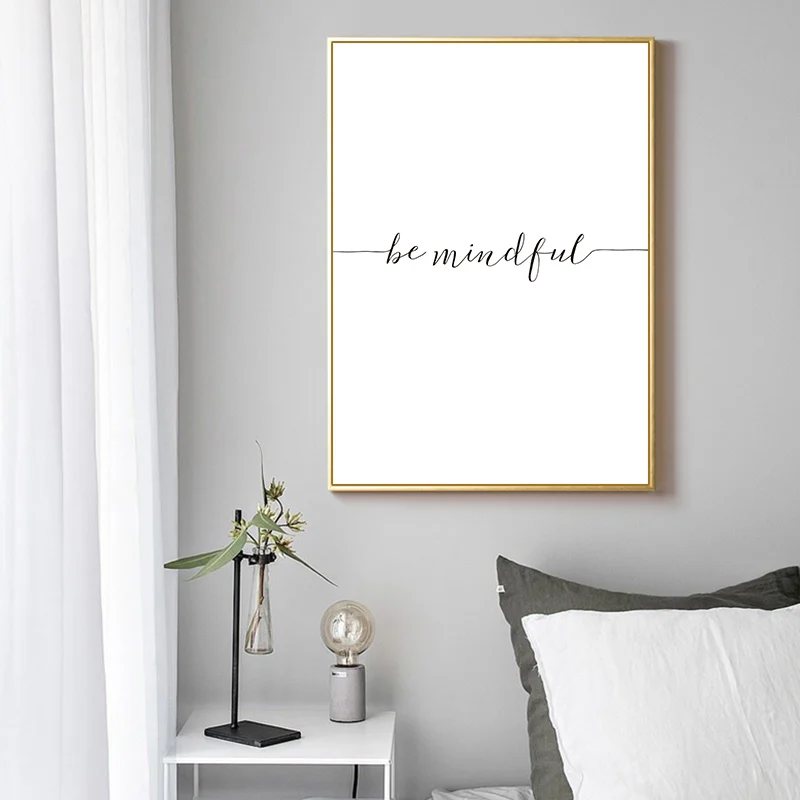 Картина в скандинавском стиле с искусственными пионами будьте внимательны