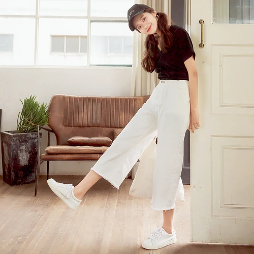 Женские джинсы в Корейском стиле черные и белые повседневные свободные брюки до