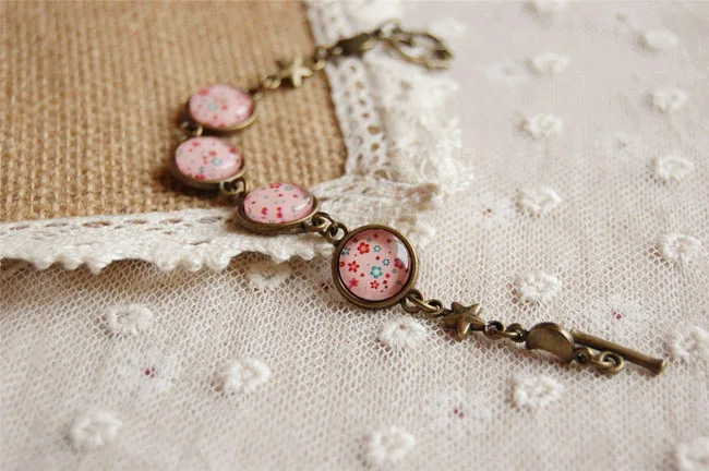 Богемный маленькие цветы люблю Браслеты Винтаж под старину бронзы Звезда Луна