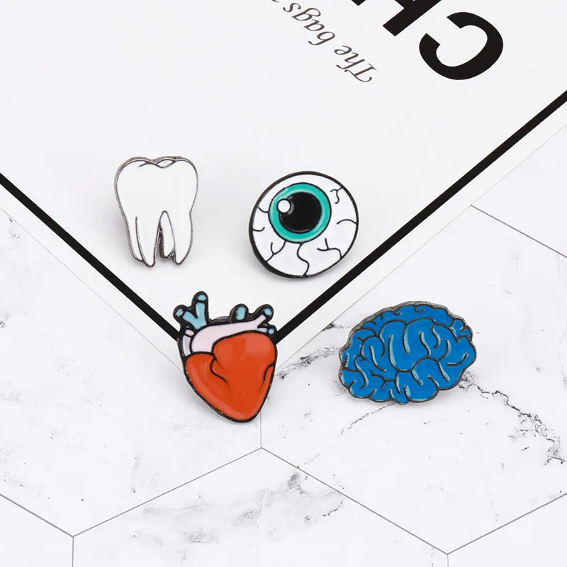 4 шт./компл. брошь с героями мультфильмов заколки для человеческих органов