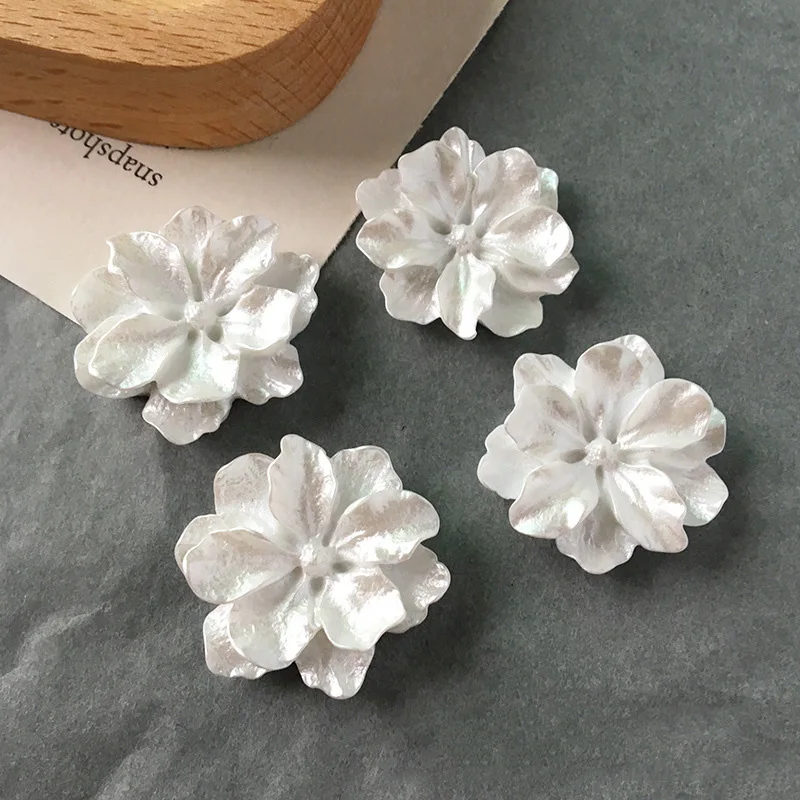 5 шт. маленький 3D цветок брошь кольцо патч фурнитура Diy Смола амулеты ручной работы кулон в виде ромашки аксессуары для рукоделия ювелирные изделия F388