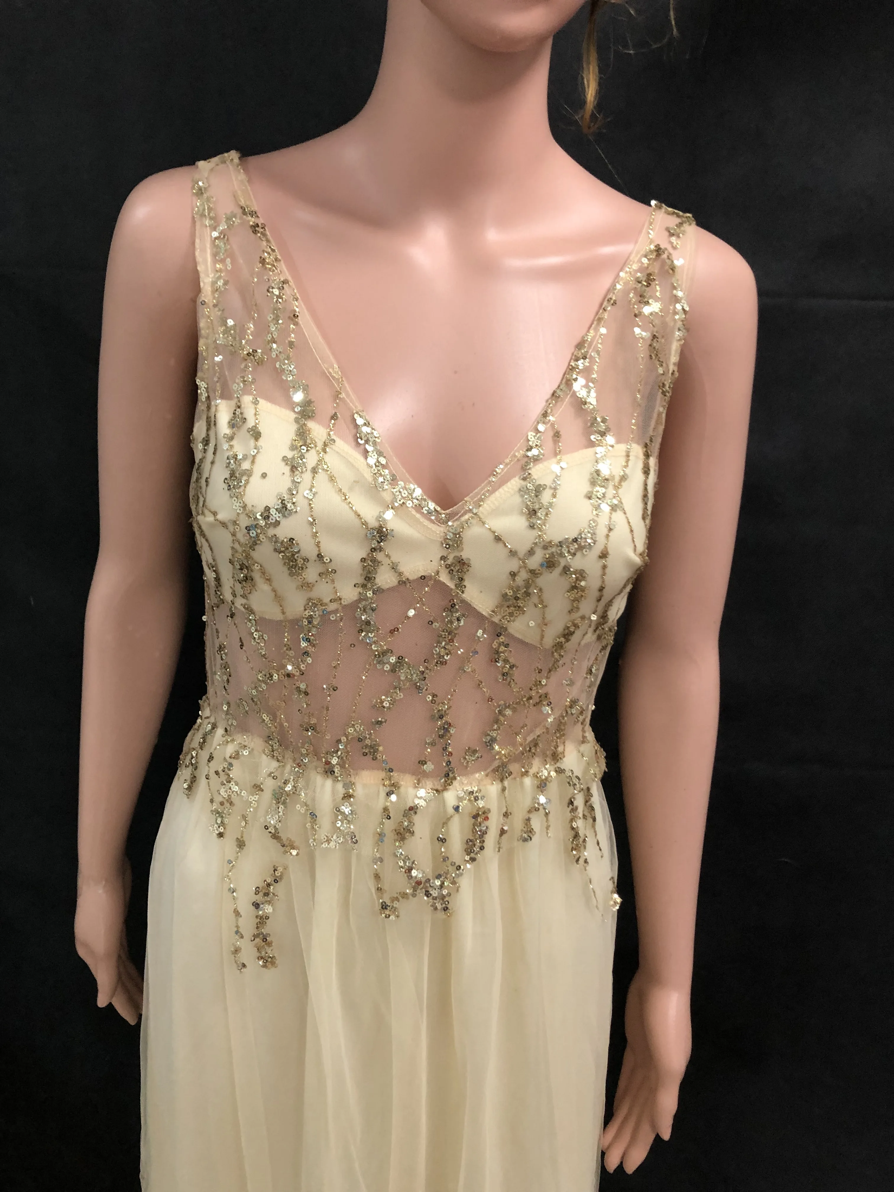 Сексуальная вечерние платья с глубоким V-образным вырезом Блестящее