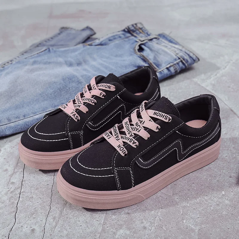 2018 мягкая женская обувь на плоской подошве слипоны Лоферы модная повседневная