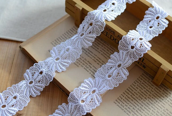 3 метра в партии фотоблестящая кружевная ткань полиэстер ширина 11 см Цветочная