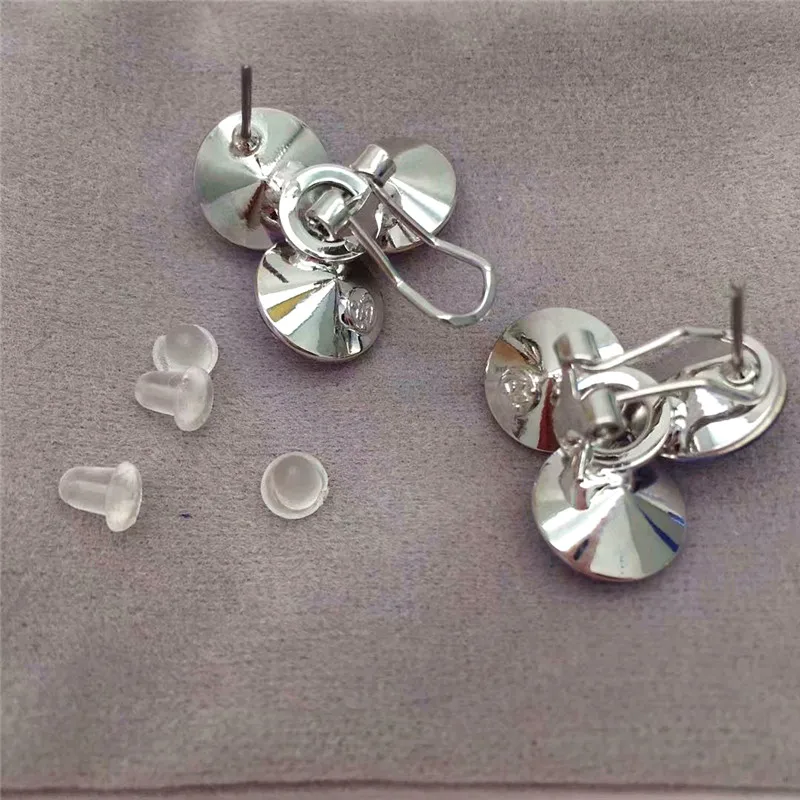 Серьги-гвоздики с кристаллами Сваровски 3 круглых риволи |