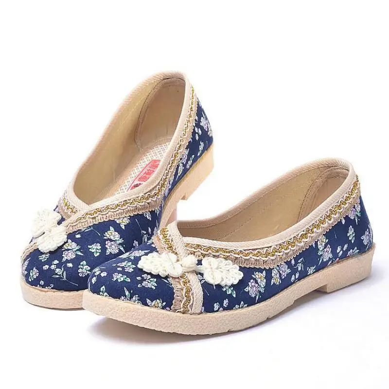 2017 г. популярные женские тонкие туфли с вышивкой обувь ремешком на плоской