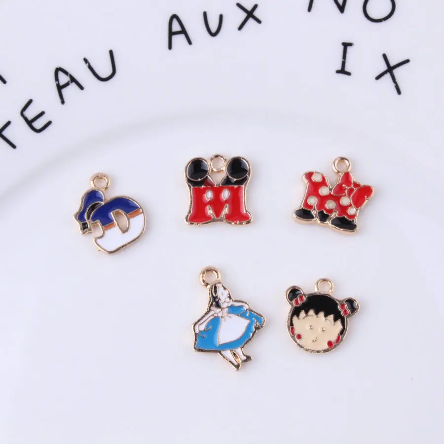 10 шт Рождество золото Алиса эмаль DIY Chibi Maruko девушка Подвески Подвеска для Для