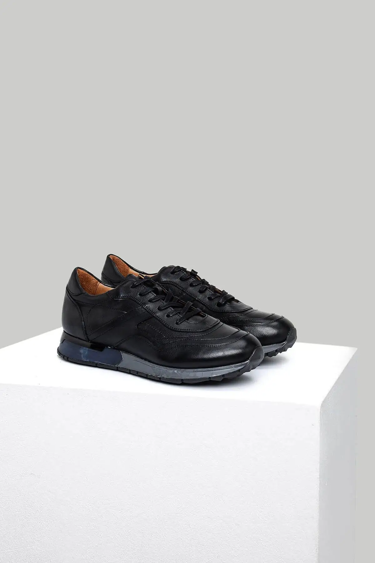 Черные мужские туфли из натуральной кожи Derimod | Обувь