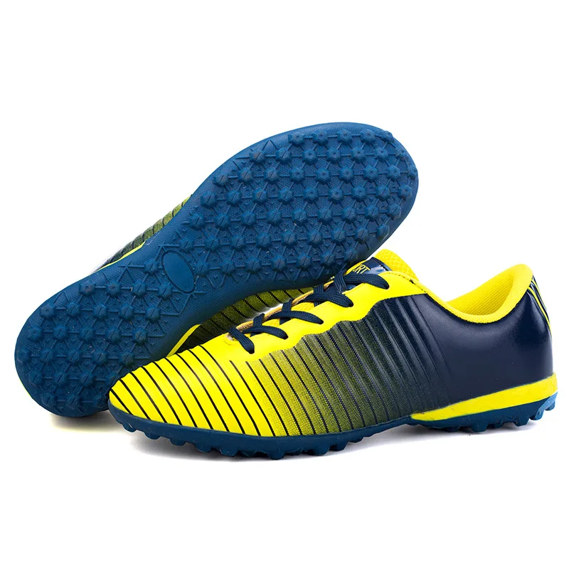 Новинка обувь для молодых мужчин ботинки футбола TF студенческие Кроссовки в