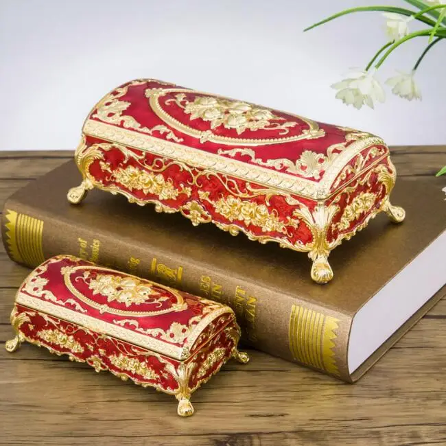 Gold with Red Новинка! 2 размера, Свадебная подарочная коробка, металлический чехол для ювелирных изделий из цинкового сплава, коробки для безделушек, цветок, резные, необычные, Подарочная посылка для хранения ожерелья - Цвет: Gold with Red