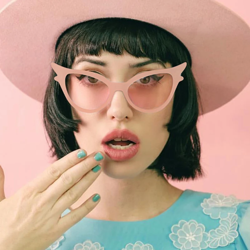 Бренд WHO CUTIE, винтажные УНИКАЛЬНЫЕ Солнцезащитные очки кошачий глаз 90 s, женские сексуальные солнцезащитные очки в Красной оправе в стиле ретро, черные солнцезащитные очки Cateye, оттенки, подарок OM594