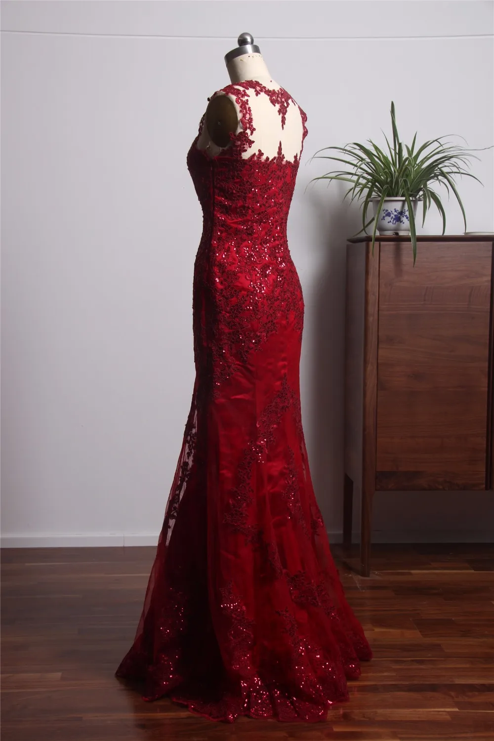 Vestido de festa 2018 модный тренд винно красные вечерние платья Длинные иллюзионные