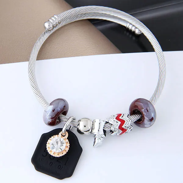 

Metal Baitie Simple Square Personality Multi-element Accessory Personality Bracelet Pulseira Masculina