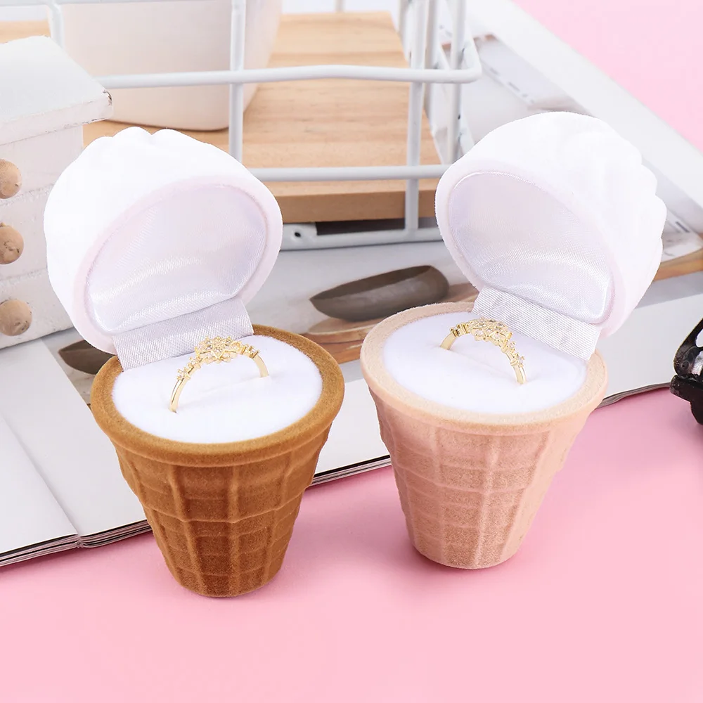 Бархатная шкатулка для ювелирных украшений красивая витрина сережек колец