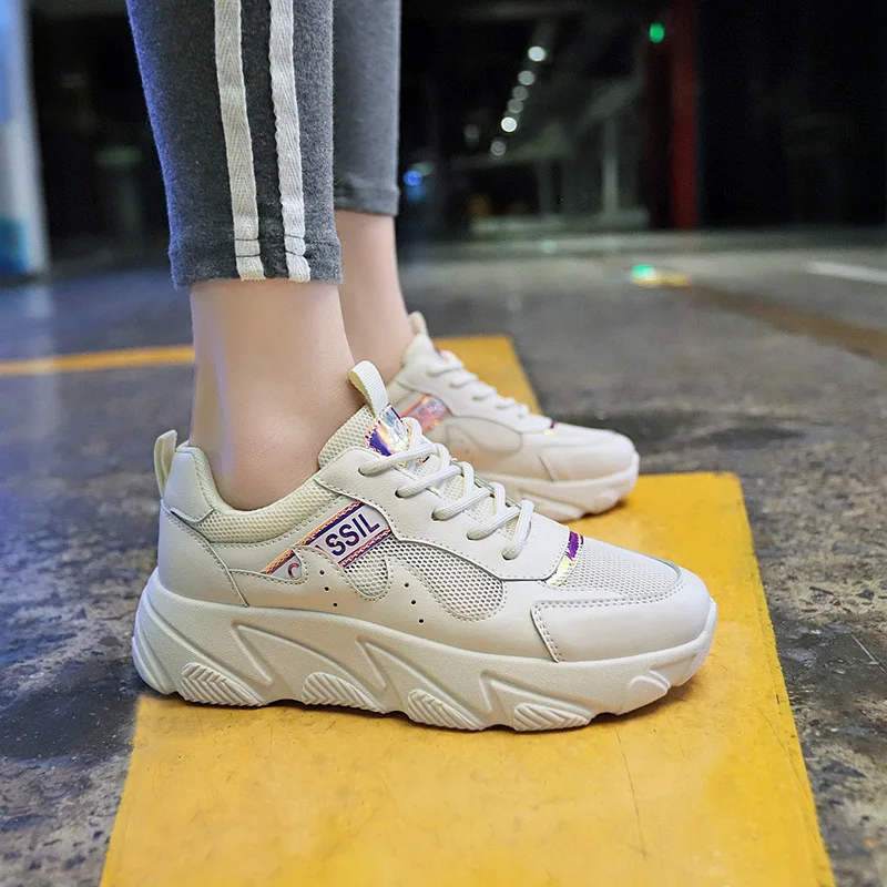 

2019 Mesh breathable Sneakers women 2019 summer new casual shoes wild Korean version mesh shoes students white shoes women