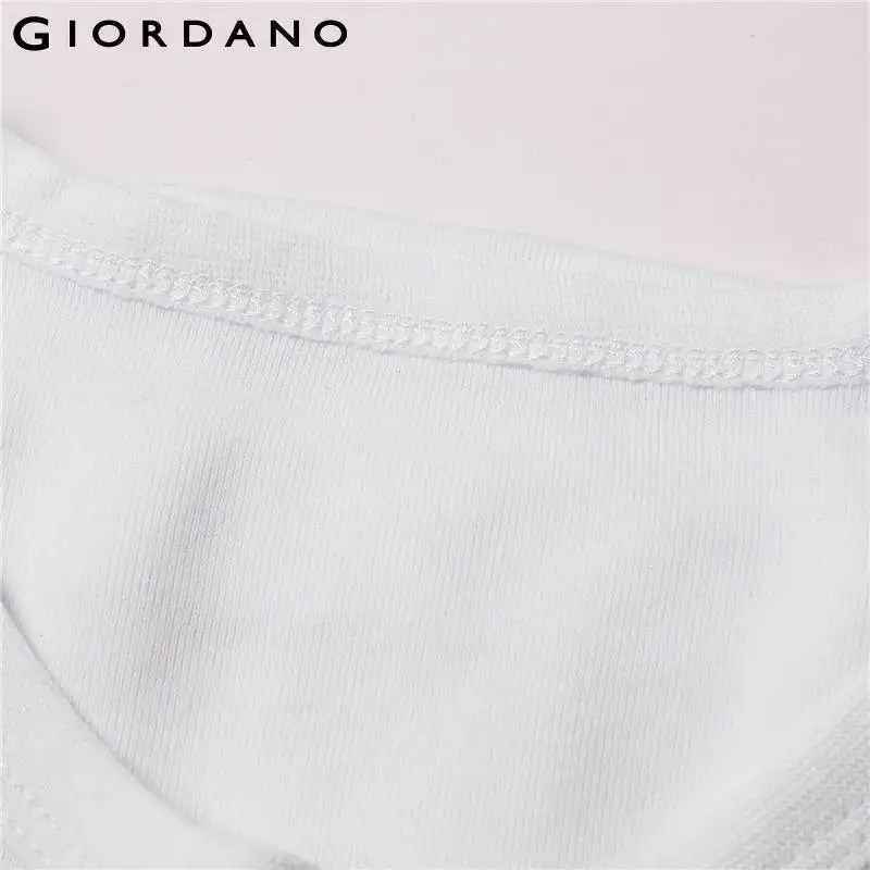 Giordano две приталеные футболки slim fit из натурального хлопка с короткими рукавами и круглым воротом,имеют несколько цветовых решений