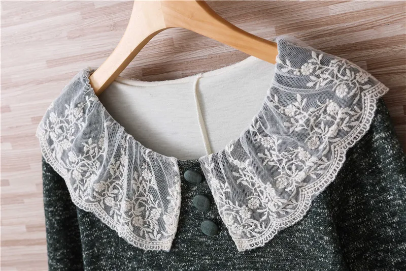 Женское кружевное платье с вышивкой кроше осенне весеннее свободное базовое