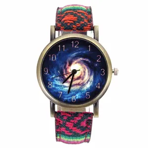 Кварцевые часы с полосками, полосками, тканевым ремешком, космической Галактикой, космосом, звездным небом, Вселенной, штормом, для мужчин и женщин
