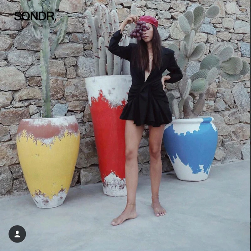 Женское длинное платье с глубоким V образным вырезом в европейском и