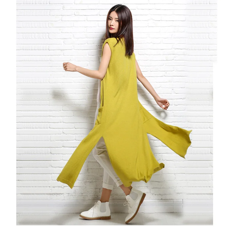 Женский длинный кардиган без рукавов весенне осенний с разрезом шаль до колена