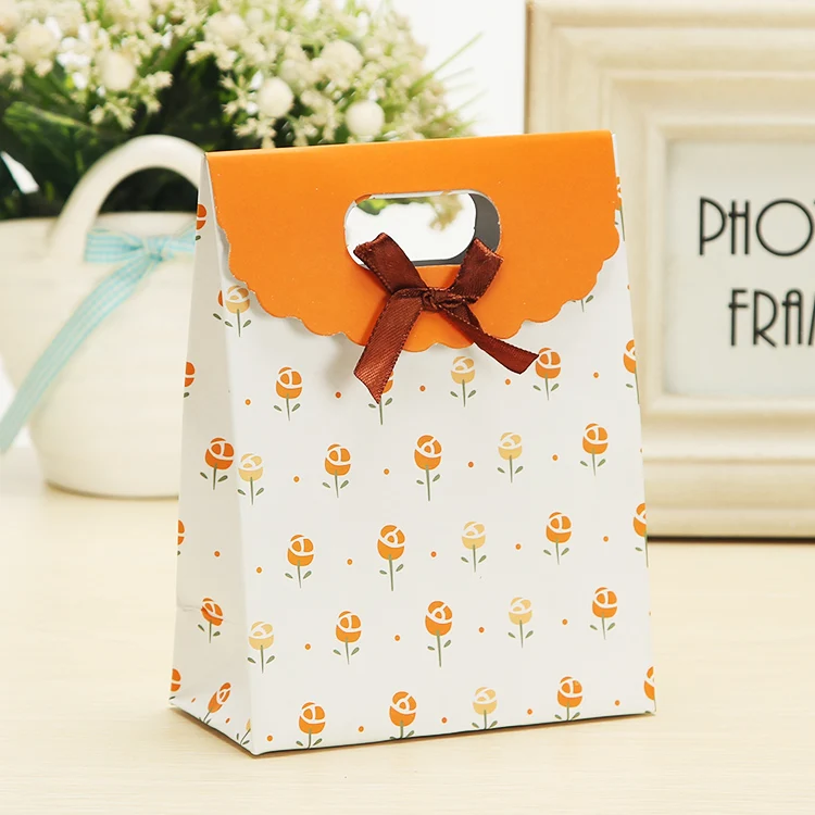 

10pcs Top Folded Paper Gift Bags 27x19x9cm Flower Printing with Ribbon Bow School Gift Holder Birthday Party Candy Carrier