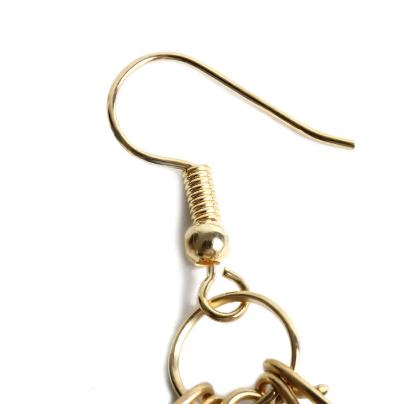 2017 Южная Корея темперамент металла черный белый цвет бусы серьги простой длинное