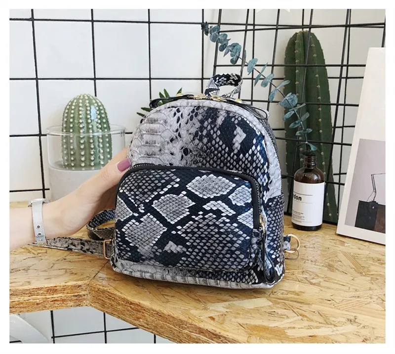 WQ004558 Комплект из двух предметов, Модный женский комплект из змеиной кожи, повседневный комплект с буквенным принтом, высокая талия, галстук-бабочка, шорты с футболкой, Женский комплект 2 шт., костюм - Цвет: WQ004558
