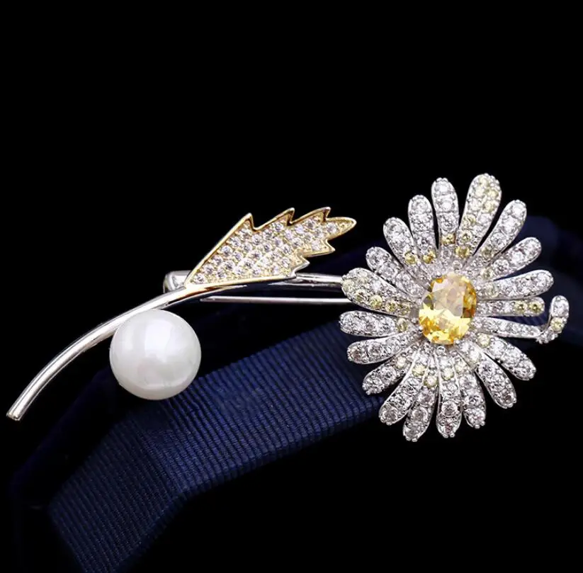 CSxjd New cubic zirconia yellow daisy flower brooches for costumes pins lady scarf buckle jewelry accessories women | Украшения и