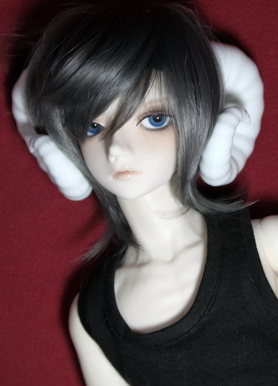 

1/3 scale nude BJD boy SD Joint doll Resin figure model toy gift,not include clothes,shoes,wig and other accessories D2027